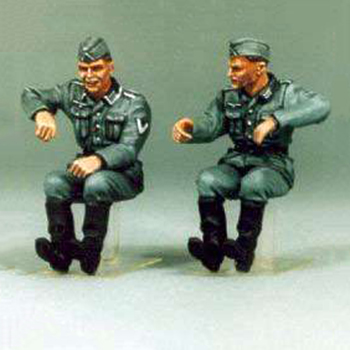 Conductores de Kubelwagen 1941 Figura de colección en metal blanco para montar y pintar. Época: 2ª Guerra Mundial. Escultura: Emilio Arredondo Escala: 1/35