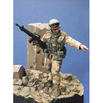 US Marine 1990 Figura de colección en metal blanco para montar y pintar. Época: Guerra del Golfo. Escultura: Emilio Arredondo Escala: 54mm / 1:32
