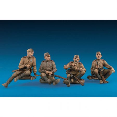 miniart 35001 Soviet infantry at rest WWII figuras escala 1/35