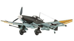 revell 04692 Junkers JU-87 G/D Versión anticarro 1/72 Kit en plástico para montar y pintar. Pegamento y pinturas no incluidos.