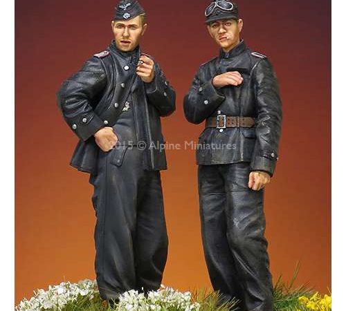 alpine miniatures 35207 WSS AFV Crew 44-45 Set Dos figuras en resina,requieren montaje y pintura. El kit incluye cuatro cabezas.