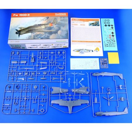 eduard 8184 Focke-Wulf Fw 190D-9 profiPACK Kit en plástico para montar y pintar de la serie profiPACK de Eduard. Incluye piezas en fotograbado y mascarillas.