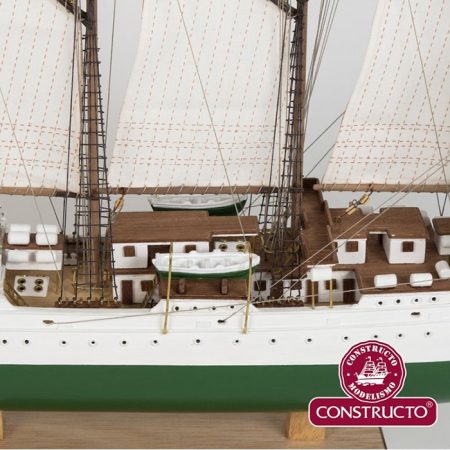 constructo 80622 Juan Sebastian Elcano 1/205 Kit de montaje en madera y metal con el casco en madera maciza tallado de fábrica.
