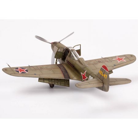 eduard 11118 P-39 Airacobra Bella Dual Combo Kit en plástico para montar y pintar de Eduard en edición limitada. Dos maquetas completas. Incluye fotograbados y mascarillas. Hoja de calcas con 10 decoraciones Soviéticas