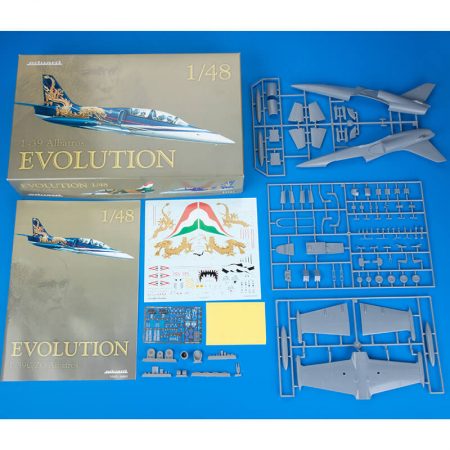 eduard 11121 L-39 Albatros Evolution Kit en plástico para montar y pintar de Eduard en edición limitada. Incluye fotograbados, piezas en resina y mascarillas. Hoja de calcas con 2 decoraciones Rusia y Hungría