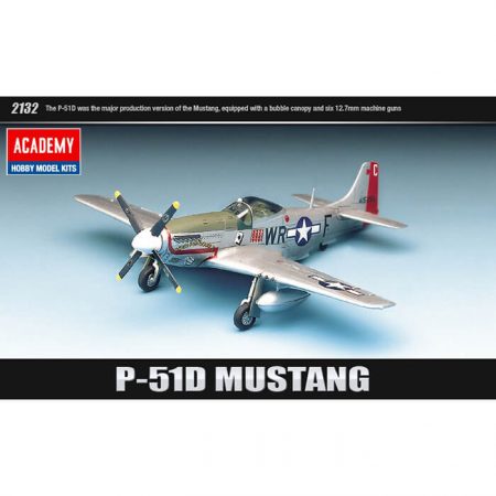 P-51D Mustang 1/72 The Fighter of World War II Kit en plástico para montar y pintar.