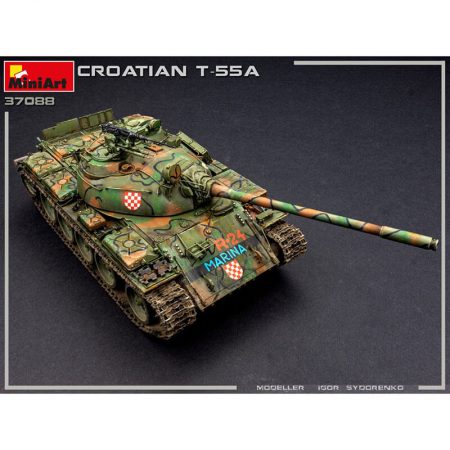 miniart 37088 T-55A Croatian 1/35 Kit en plástico para montar y pintar. Incluye piezas en fotograbado y cadenas por eslabones individuales.