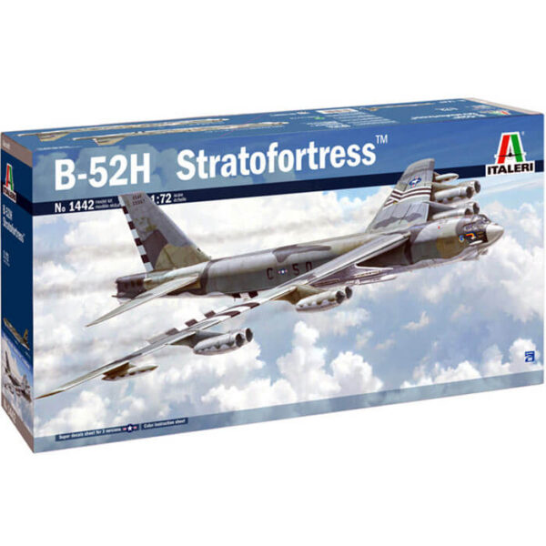 italeri 1442 B-52H Stratofortress 1/72 Kit en plástico para montar y pintar. Hoja de calcas con 3 decoraciones. Longitud del fuselaje: 664 mm Envergadura alar: 783 mm