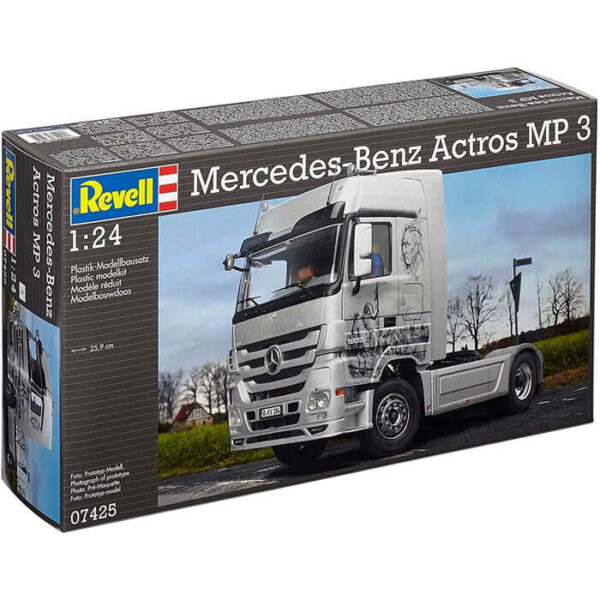 Revell 07425 Mercedes-Benz Actros Mp3 1/24 Kit en plástico para montar y pintar. Interior de cabina, motor y chasis detallados.