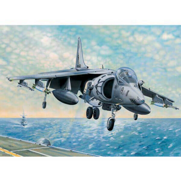trumpeter 02229 AV-8B Harrier II 1/32 Kit en plástico para montar y pintar. Incluye piezas en fotograbados. Hoja de calcas con 2 decoraciones