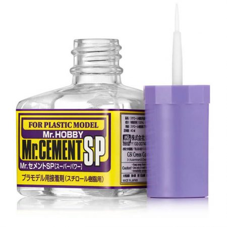 MC131 Mr Cement SP Fast 40ml Adhesivo de Poliestireno Pegamento extra líquido para las maquetas de plástico. Nueva fórmula de secado rápido. Densidad extra fluida, pega por capilaridad y no deja residuos.