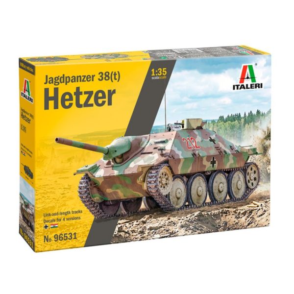 italeri 1735 Jagdpanzer 38(t) Hetzer Kit en plástico para montar y pintar. Cadenas por tramos y eslabón. Hoja de calcas con 4 decoraciones.